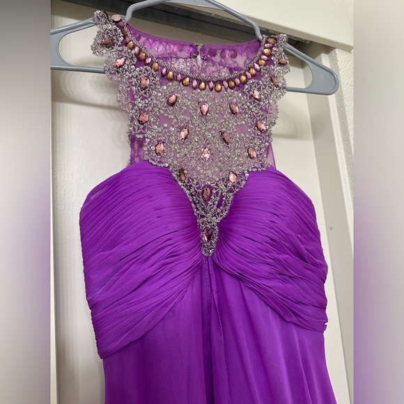 Prom Dress - Picture 2 of 4